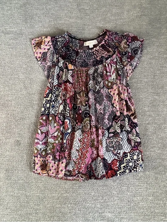 LOFT  Multicolor Floral Patchwork Flutter Sleeve Top Sz. MP - Picture 4 of 6